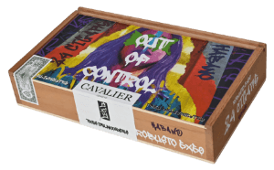 Buy Tres Delincuentes Habano Robusto by Cavalier Geneve Online at Small Batch Cigar