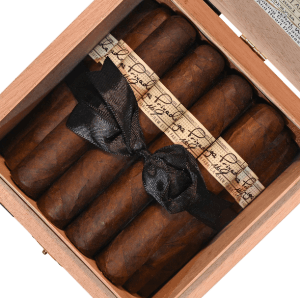 Buy Liga Privada No. 9 Robusto Online At Small Batch Cigar