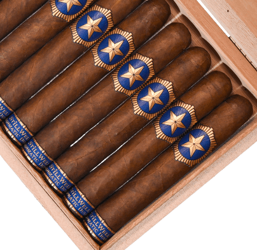 Picture of Dunbarton StillWell Star Aromatic Dulce Dark Petit Robusto
