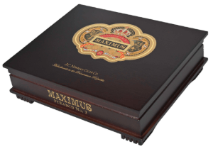 Buy Diamond Crown Maximus Pyramid No. 3 Online at Small Batch Cigar