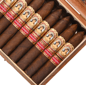 Buy La Aroma de Cuba Reserva Belicoso Online At Small Batch Cigar