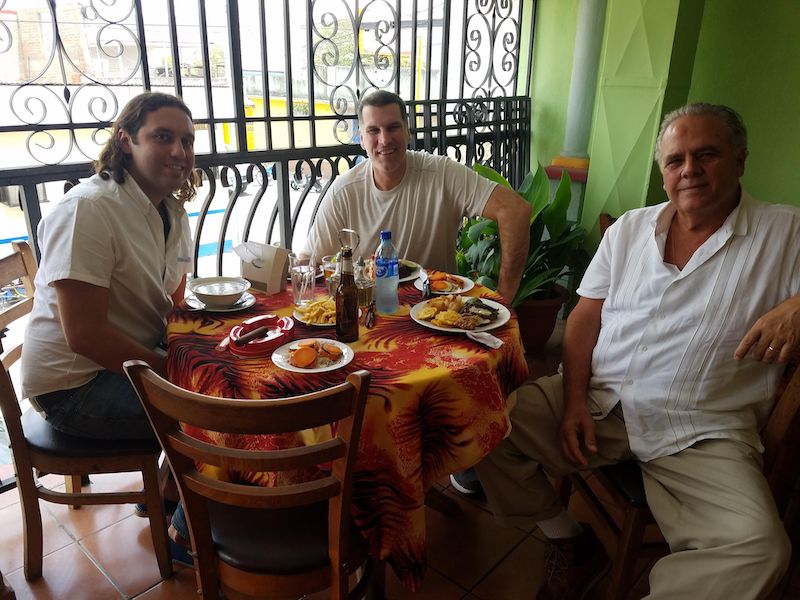 Los Caidos' Steve Zengel with Aganorsa Leaf